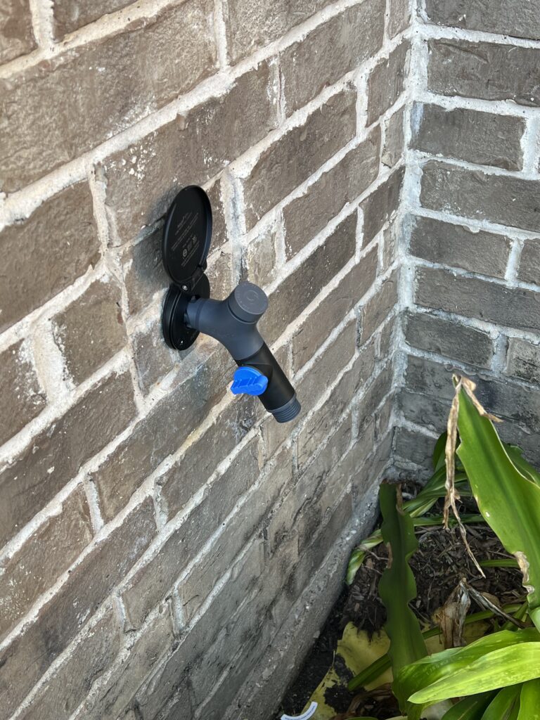 Aquor water hydrant