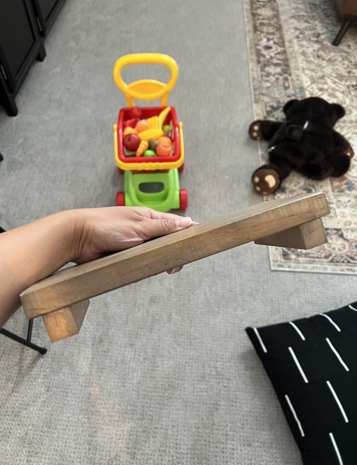 Wood Riser DIY - texasdiymama.com